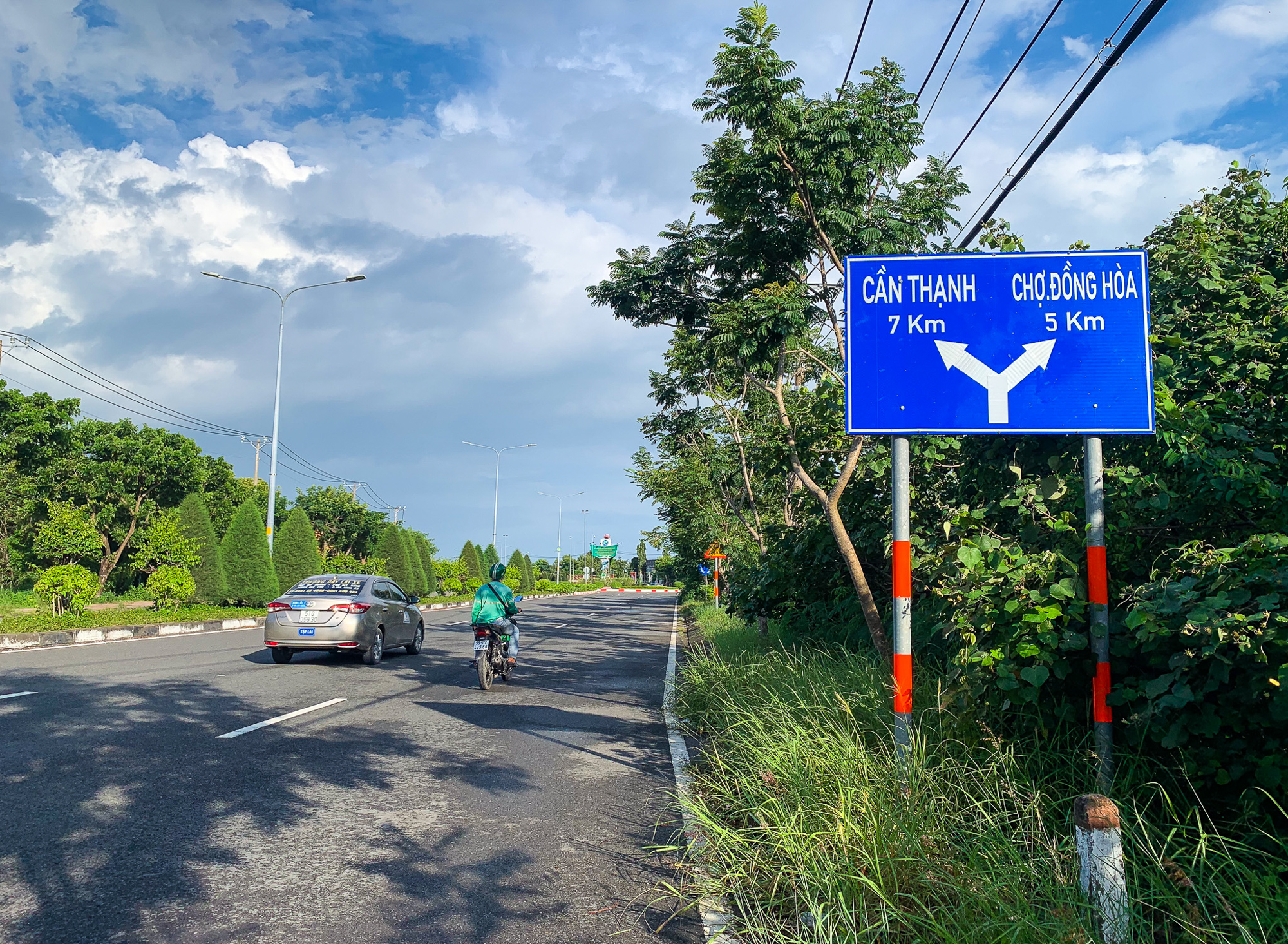 Thay bạn đi xem công trường đại lộ rộng 120 m, dài 8 km ở siêu dự án lấn biển lớn nhất Việt Nam của Vinhomes - Ảnh 4