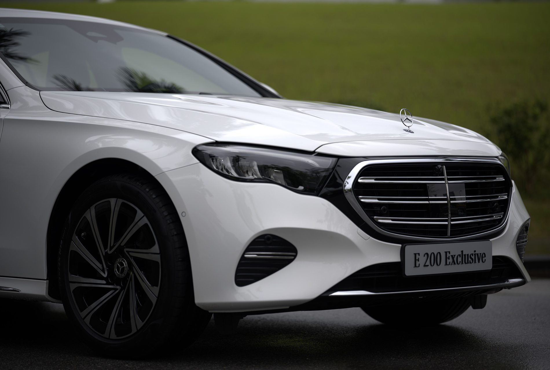 Mercedes-Benz E-Class 2025 chính thức ra mắt tại Việt Nam: Lột xác từ trong ra ngoài, giá 2,45- 3,2 tỷ đồng - Ảnh 3