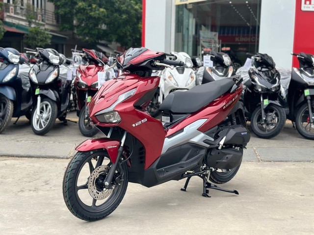 Bảng giá xe máy Honda Air Blade mới nhất tháng 10/2025 - Ảnh 2