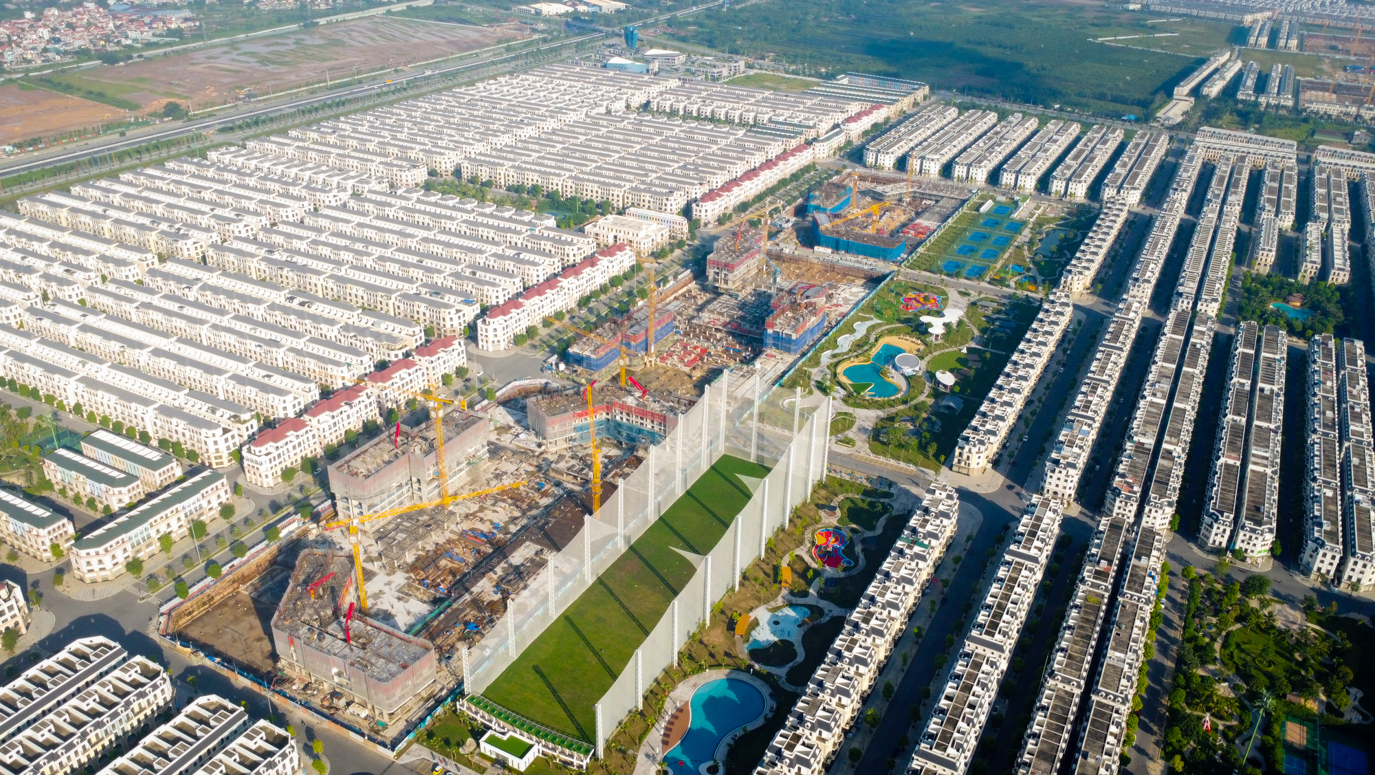 Sở hữu hàng chục tòa chung cư tại Ocean Park 2-3, Masterise Homes đang vạch ra chiến lược gì tại Hà Nội? - Ảnh 2