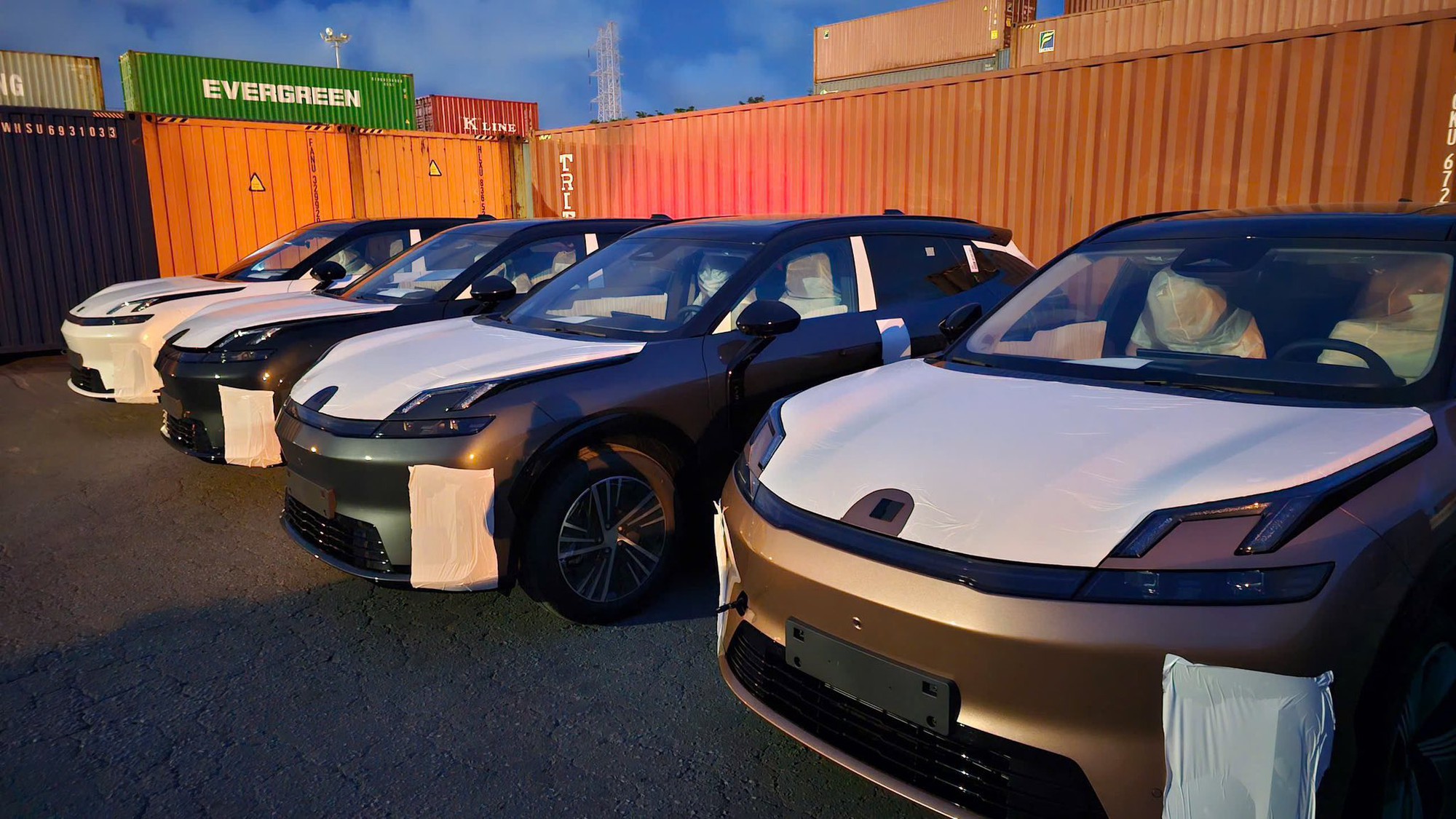 Lynk & Co 08 chốt ra mắt Việt Nam tháng này: Dự kiến 2 bản, đều PHEV, chạy 1.400km với đầy bình xăng điện - Ảnh 1