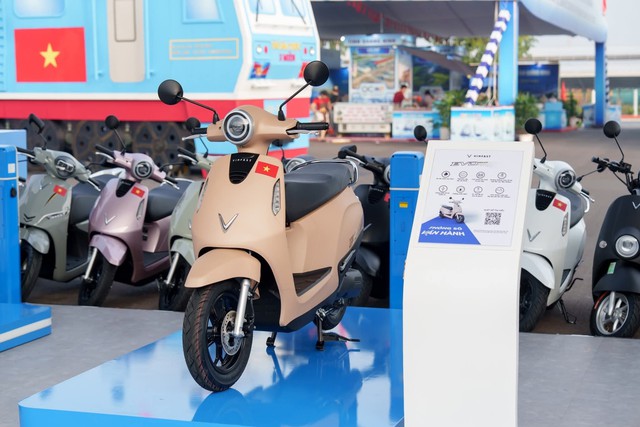 Đại chiến xe điện tháo pin: Tưởng Honda là "trùm cuối", ai ngờ VinFast còn có chiêu này! - Ảnh 4