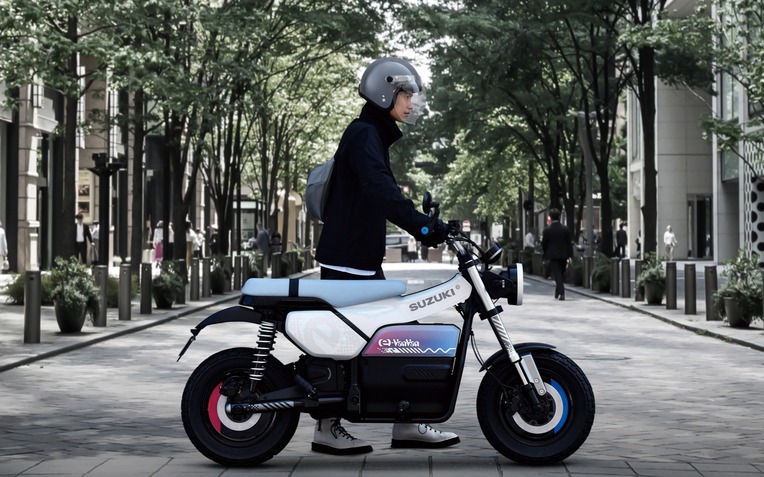 Suzuki chính thức ra mắt mẫu xe máy điện hoàn toàn mới, mang phong cách giống hệt 'Charly cúc cu' - Ảnh 1