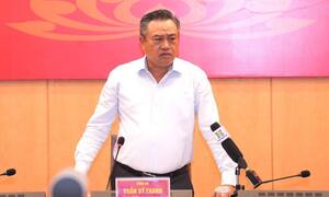 Người Hà Nội tấp nập mua thực phẩm trước khi bão Matmo đổ bộ - Ảnh 13