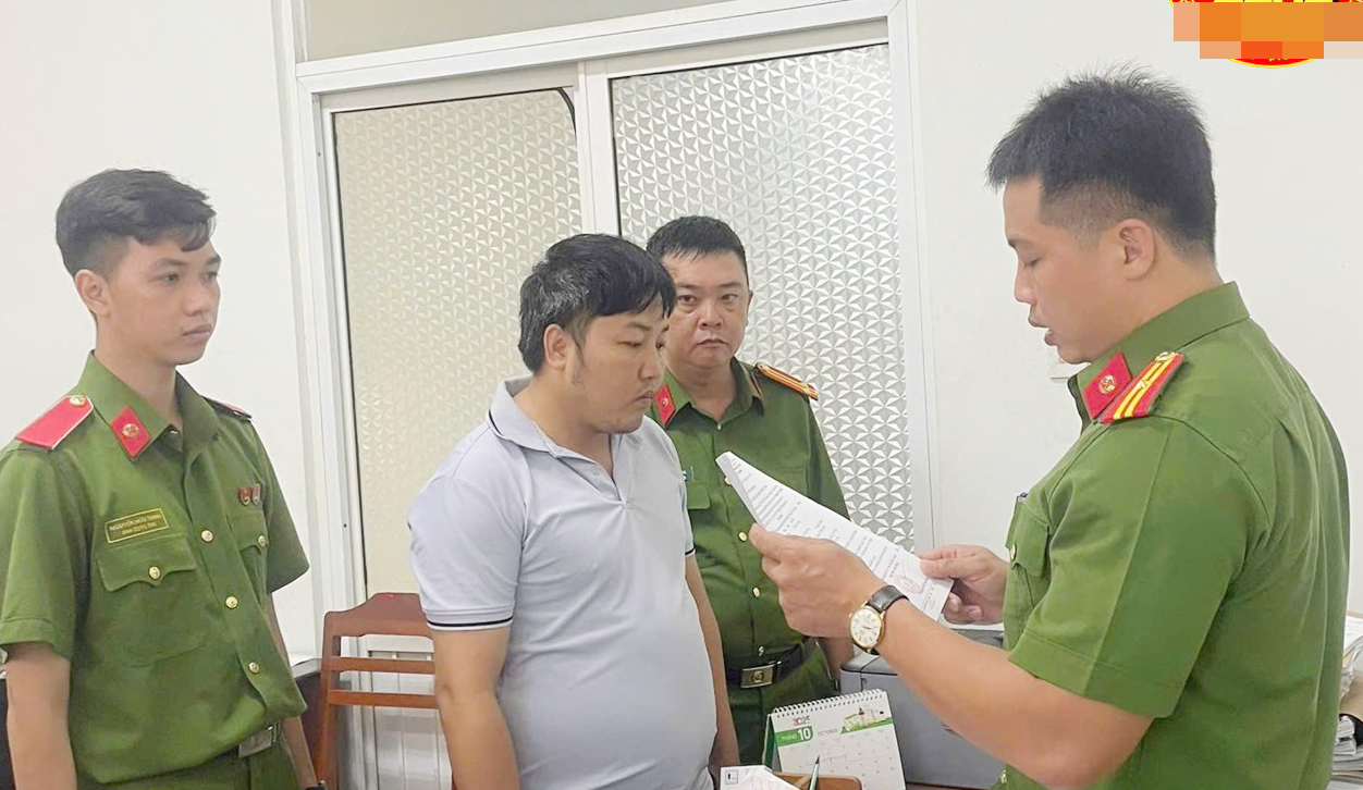 Nợ nần lại mê tiền ảo, một nhân viên chiếm đoạt tiền tỉ của công ty ở Cần Thơ - Ảnh 1