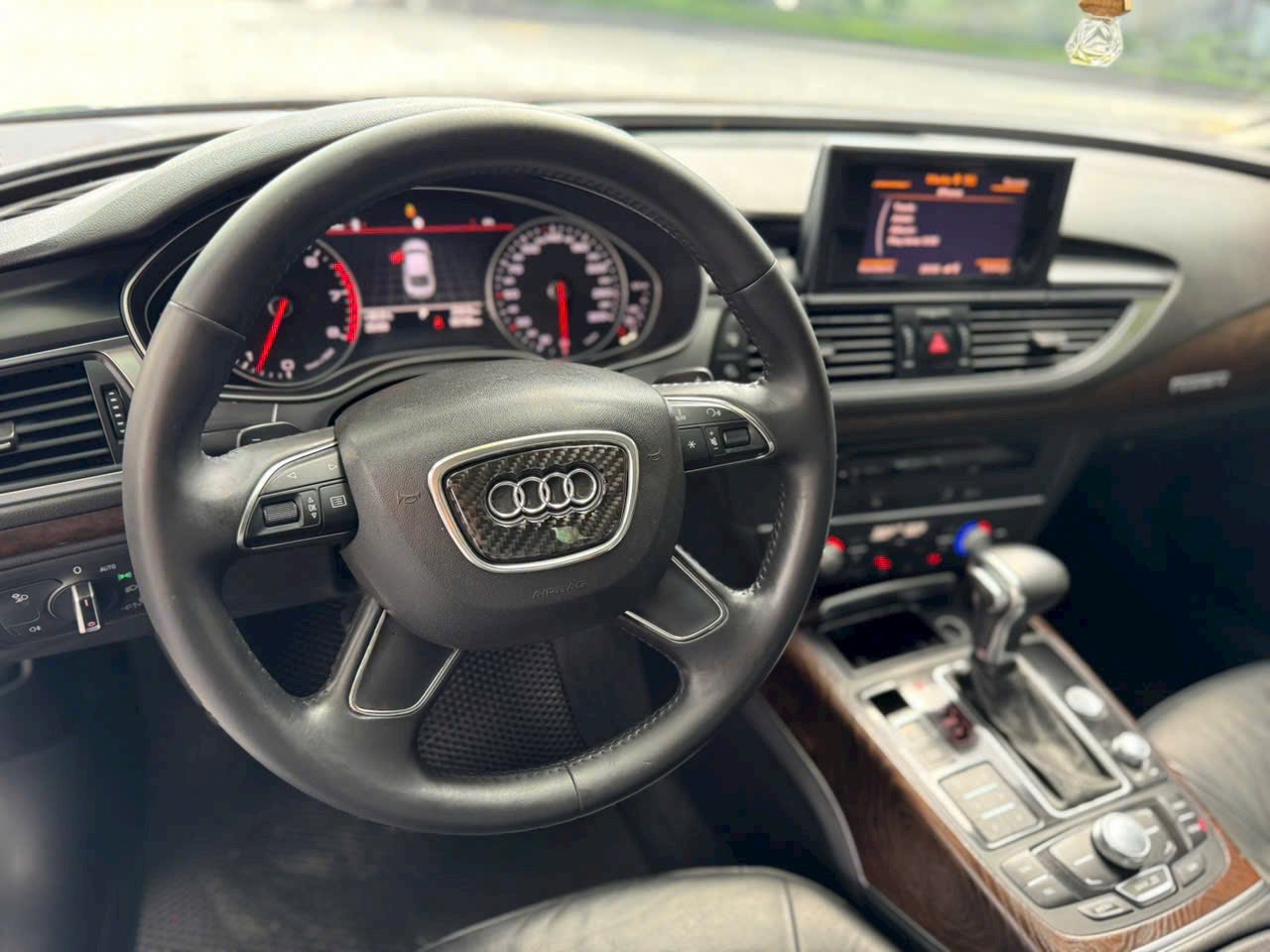 Audi A7 từng đổi được 76 cây vàng nay bán lại chưa được 4 cây, rẻ ngang Vios 'đập hộp' sau 12 năm lăn bánh - Ảnh 5