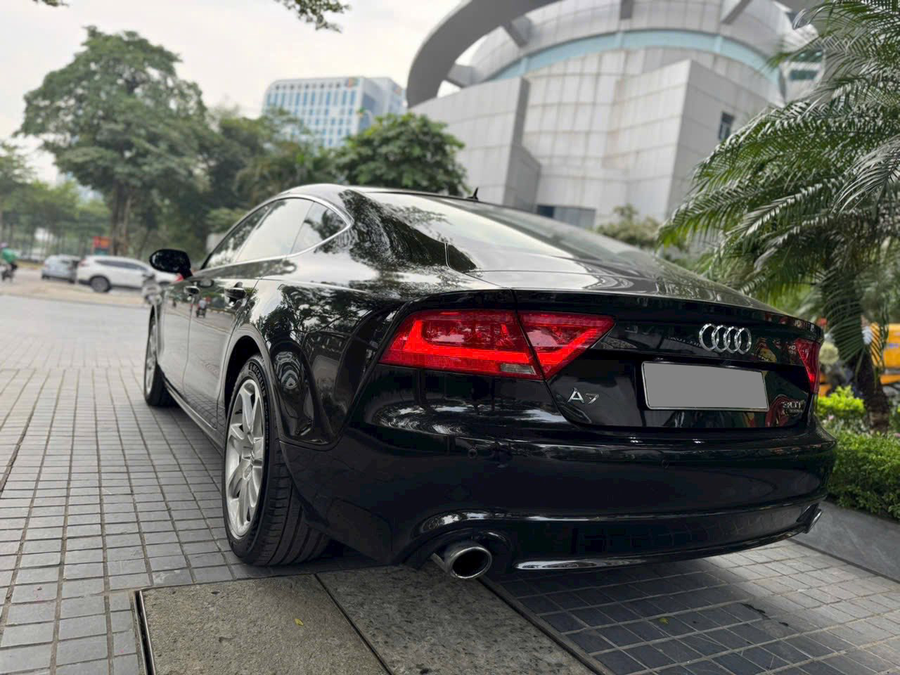 Audi A7 từng đổi được 76 cây vàng nay bán lại chưa được 4 cây, rẻ ngang Vios 'đập hộp' sau 12 năm lăn bánh - Ảnh 3