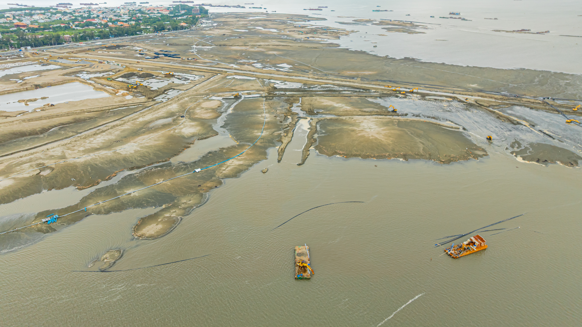 Toàn cảnh khu vực sẽ có sân vận động rộng như sân Mỹ Đình, dân số đông như huyện Cần Giờ ở TP.HCM - Ảnh 7