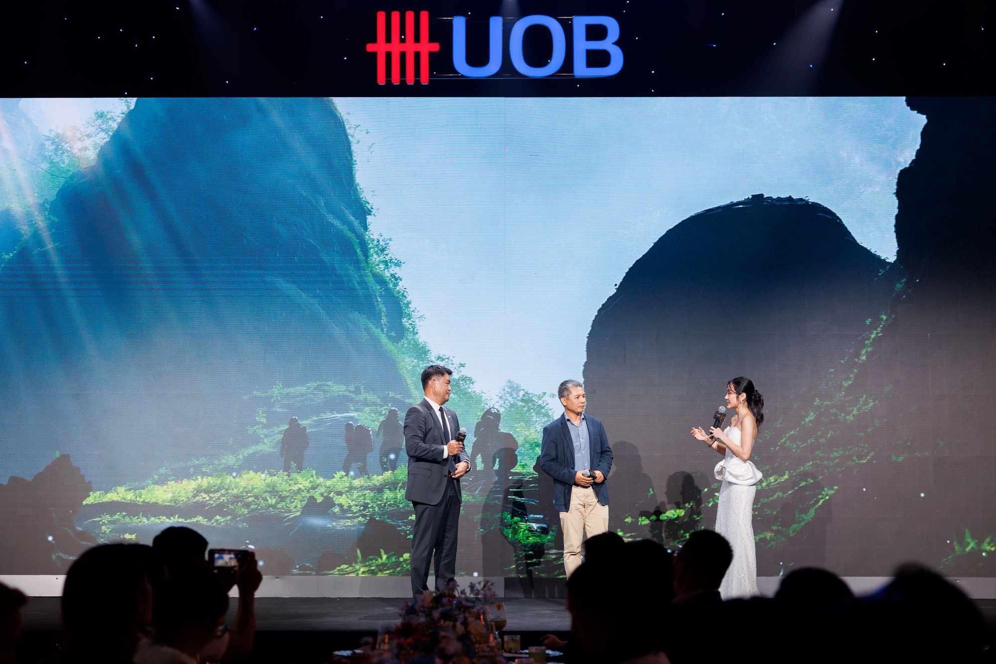 UOB Việt Nam nâng tầm trải nghiệm ngân hàng bán lẻ với bộ thẻ tín dụng cải tiến mới và hàng loạt ưu đãi độc quyền khắp ASEAN - Ảnh 6