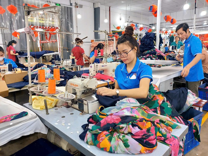 Hài hòa lợi ích khi tăng lương tối thiểu - Ảnh 1