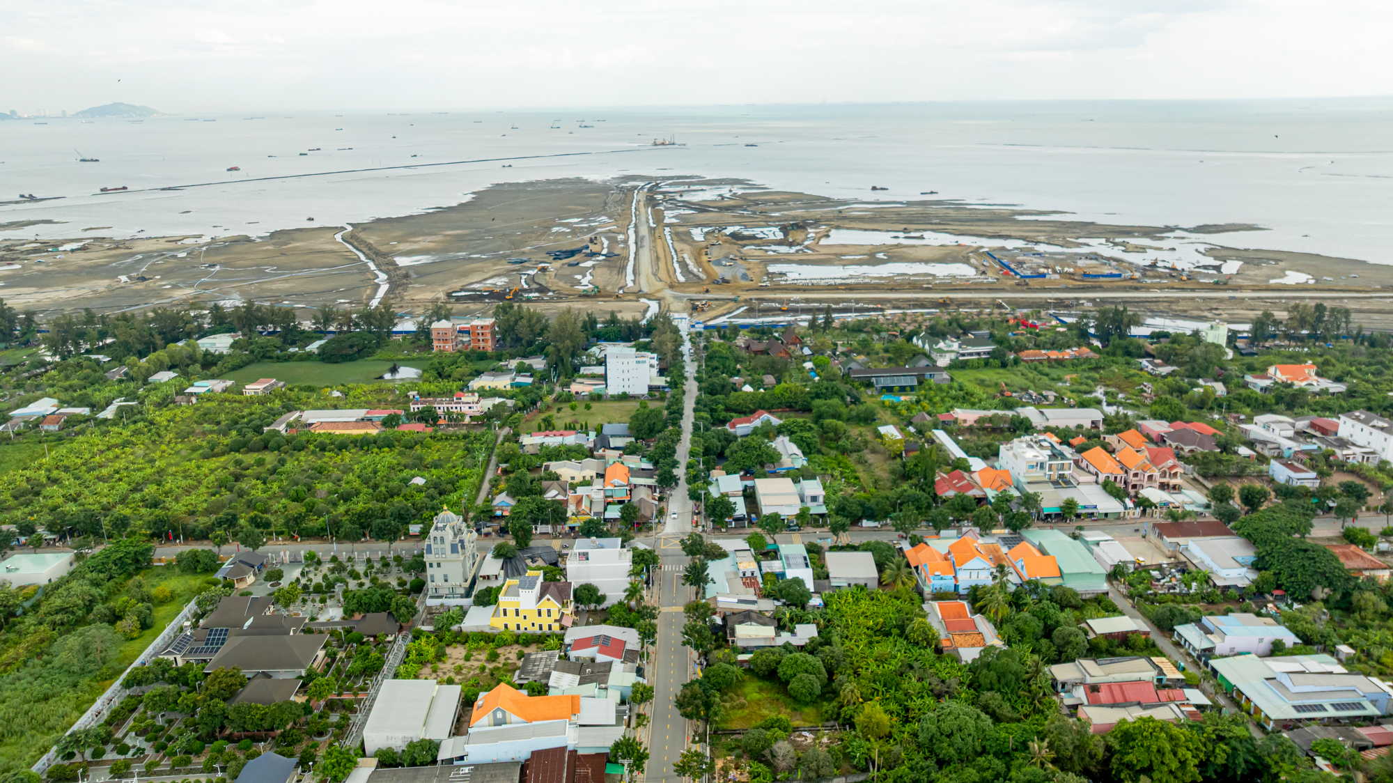 Cận cảnh siêu dự án khiến tỷ phú Phạm Nhật Vượng "đau đầu" nhất khi mất tới 21 năm ròng rã theo đuổi - Ảnh 7