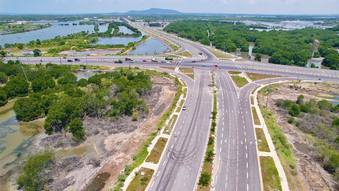 Tiến độ hơn 76 km đường ven biển nối TP HCM và Lâm Đồng - Ảnh 1