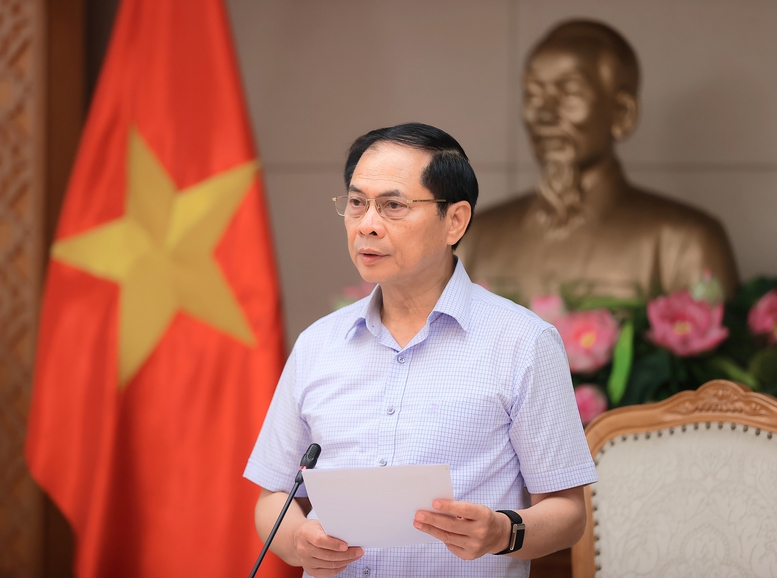 Phó Thủ tướng Bùi Thanh Sơn chủ trì họp rà soát tiến độ các dự án trọng điểm ngành năng lượng - Ảnh 1