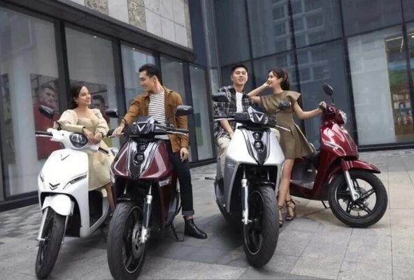 Xe máy điện VinFast bán nhiều gấp 5 lần, Honda mất khách? - Ảnh 1