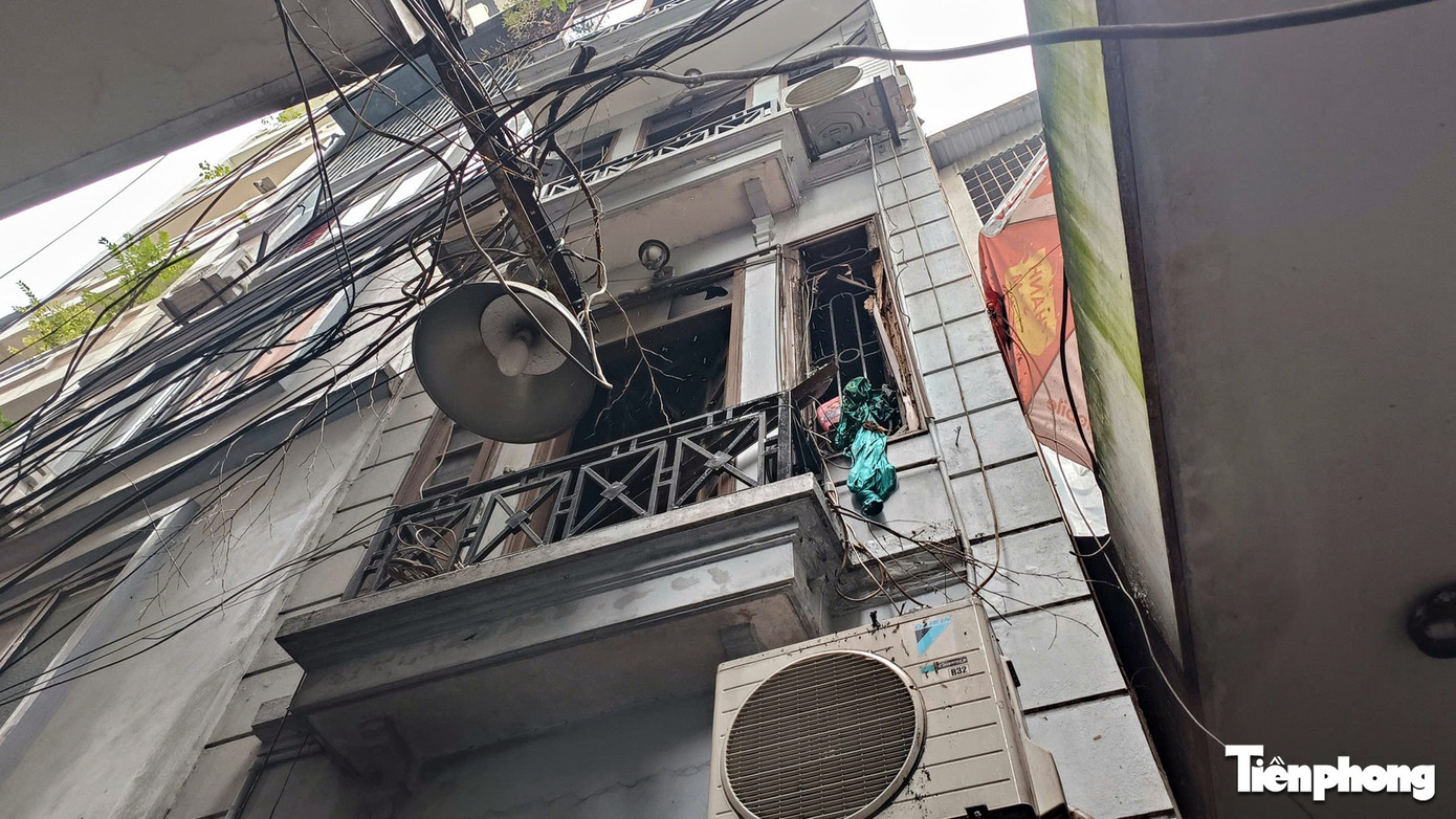 Từ vụ cháy 5 người tử vong ở Hà Nội: Ngõ nhỏ, 'chuồng cọp' bủa vây, cứu hộ gặp khó - Ảnh 1