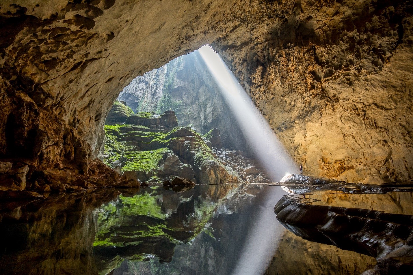 Ngân hàng UOB Việt Nam, Oxalis Adventure và Vườn quốc gia Phong Nha – Kẻ Bàng hợp tác quảng bá du lịch sinh thái bền vững - Ảnh 2