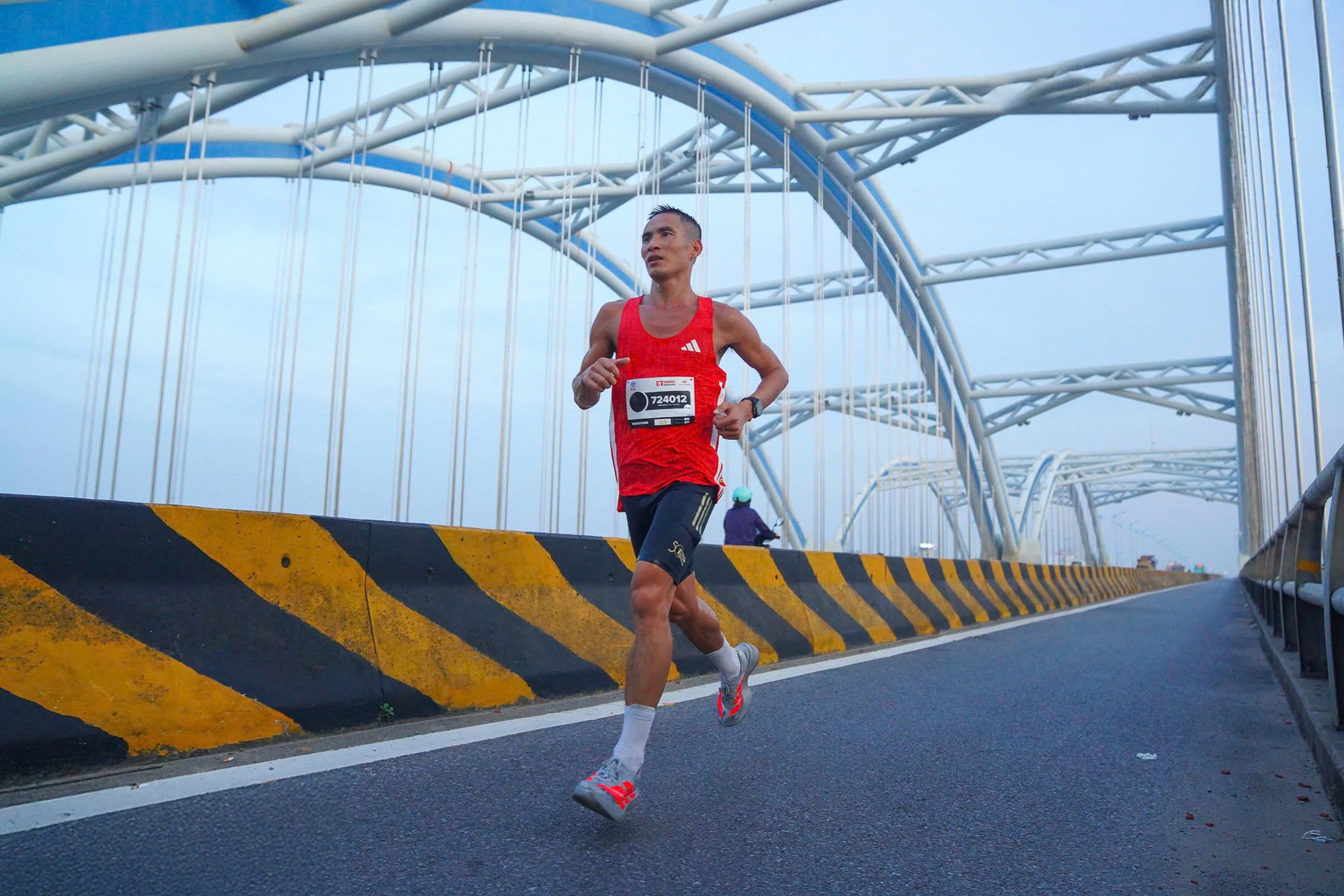 Giải Marathon Quốc tế Hà Nội Techcombank Mùa thứ 4: Bứt phá kỷ lục, lan toả tinh thần vượt trội - Ảnh 4