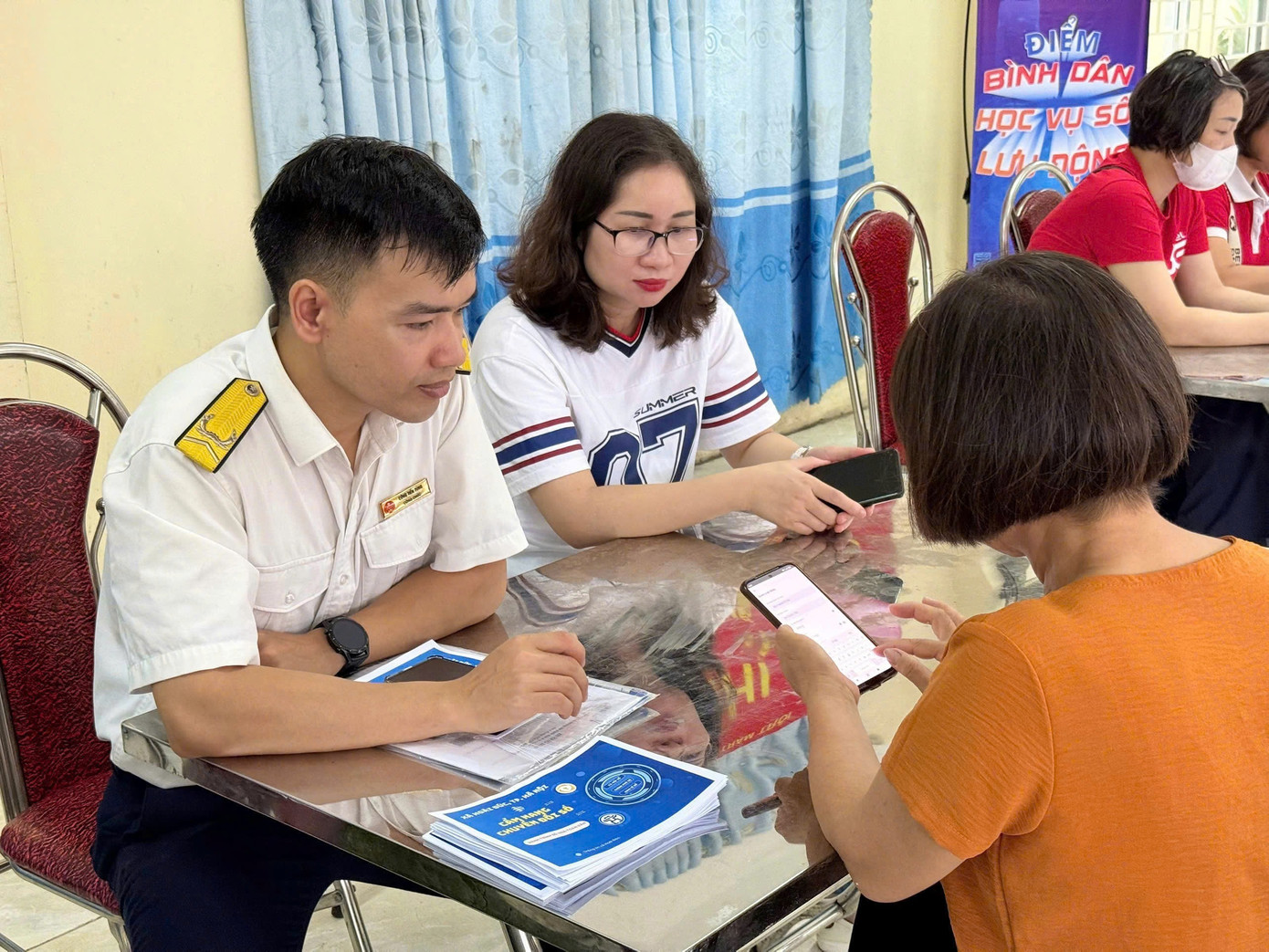 Cắt giảm thủ tục thuế, người dân 'nhẹ gánh' - Ảnh 1