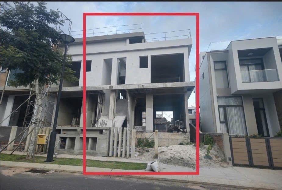 Luật sư chỉ ra nhiều điểm bất thường vụ khách vay 5 tỷ bỗng dưng thoát nợ - Ảnh 1