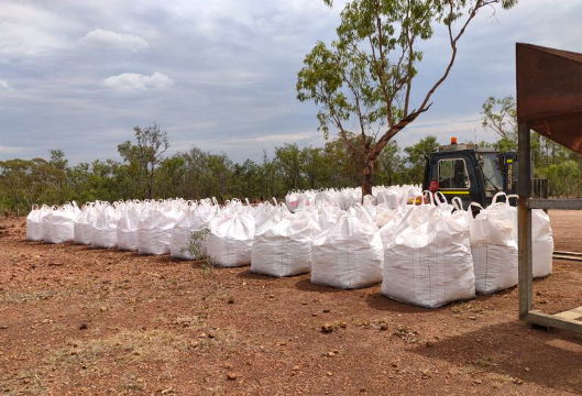 Gần 1 triệu tấn hàng quý vừa từ Campuchia đổ bộ Việt Nam: Thuế nhập khẩu 0%, là trợ lực giúp nước ta xuất khẩu bằng cả thế giới cộng lại - Ảnh 1