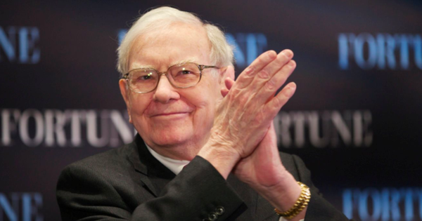 Warren Buffett thực hiện bước đi chưa từng có trong nhiều năm, được thị trường mong đợi: Giải ngân khối tiền mặt 344 tỷ USD, sắp thâu tóm một doanh nghiệp
