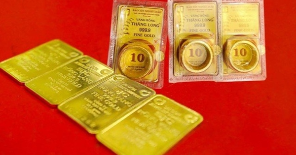 Giá vàng miếng SJC, vàng nhẫn trơn, vàng thế giới tăng mạnh lên đỉnh mới tối 1/10