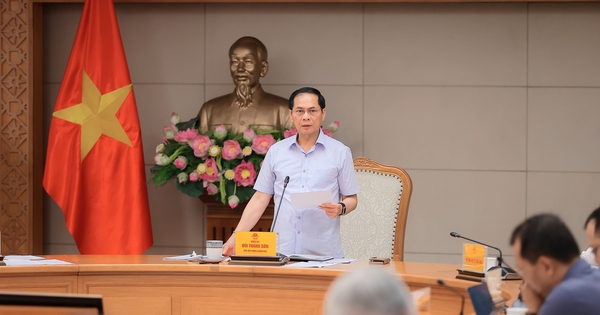 Phó Thủ tướng Bùi Thanh Sơn chủ trì họp rà soát tiến độ các dự án trọng điểm ngành năng lượng