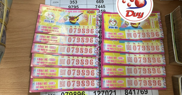 Một thợ bạc tại TP HCM trúng 11 tờ vé số giải độc đắc