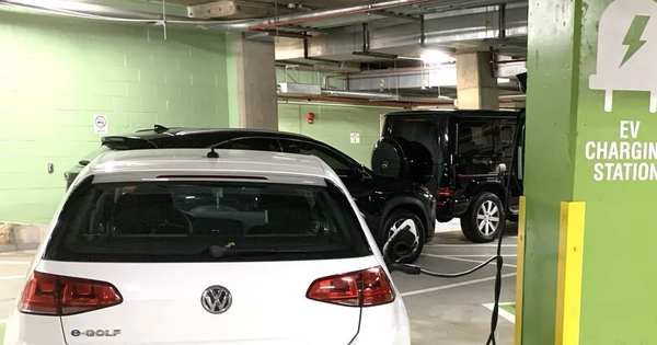 Tesla, GM dẫn đầu doanh số bán xe điện tại Mỹ