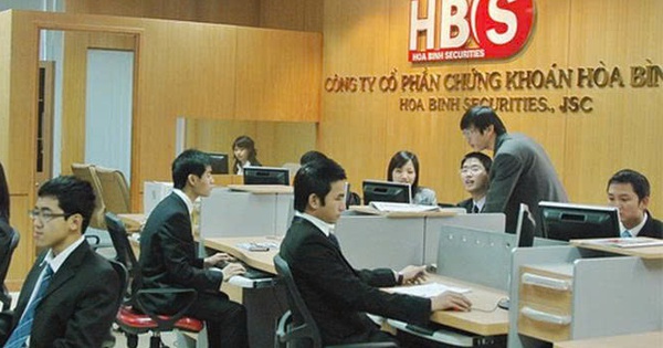 Cổ phiếu HBS của Chứng khoán Hòa Bình vào diện bị hạn chế giao dịch