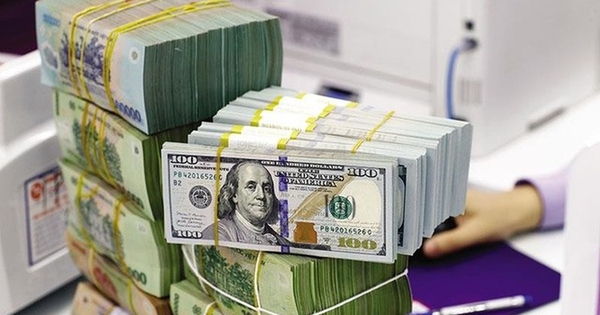 Ngân hàng Nhà nước tiếp tục giảm giá USD