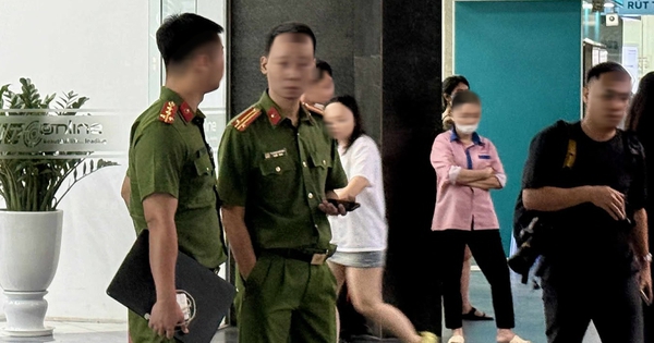 Làm việc với Shark Bình, nhiều công an có mặt tại công ty