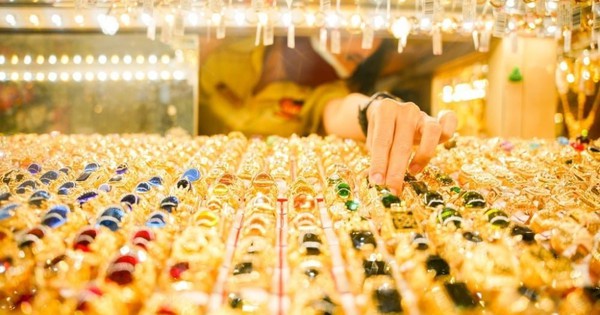 Sáng 9/10: Giá vàng nhẫn, vàng miếng đồng loạt giảm mạnh