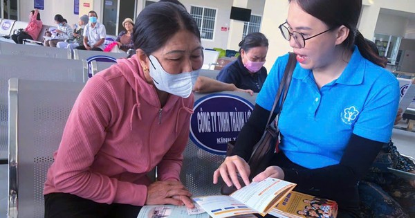 Đổi nơi đăng ký khám chữa bệnh BHYT có mất phí?