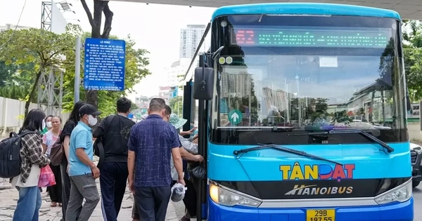 Hà Nội lắp đặt được 247 trụ sạc cho xe điện trên nhiều tuyến phố