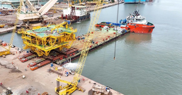 Kỳ tích trên Biển Đông: Việt Nam khai mở "mạch vàng đen" quý giá