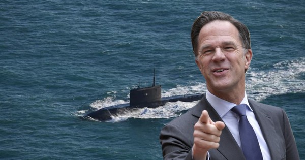 Tàu ngầm Nga hoạt động 'bất thường', Tổng thư ký NATO giễu 'lê lết về nhà': Cỗ máy chiến tranh gặp sự cố?