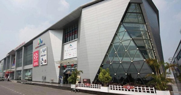 Công ty phân phối ô tô lớn nhất Việt Nam báo lãi quý 3 gấp 59 lần cùng kỳ, cổ phiếu bật tăng trần