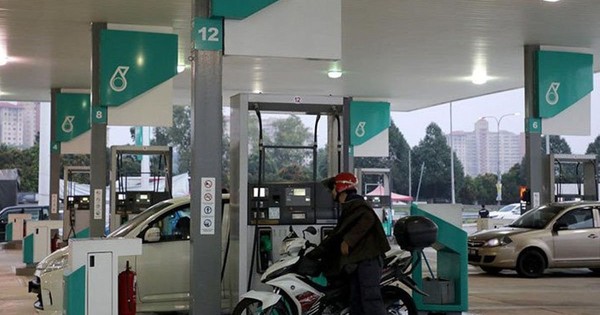 Nước Đông Nam Á có giá xăng chỉ 12.400 đồng/lít, rẻ hơn chai nước khoáng