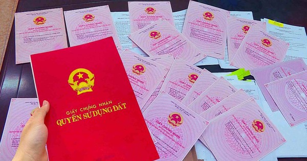 Sổ đỏ sắp được tích hợp trên VNeID, người dân cần biết những điều quan trọng sau