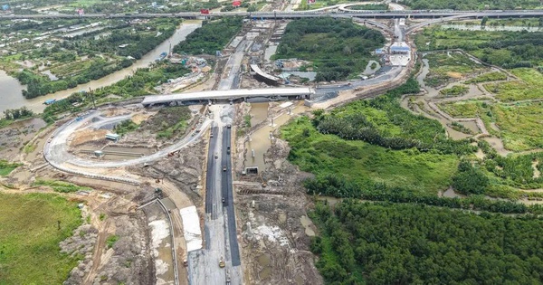Vành đai 3 vẫn kịp thông xe dù gặp sự cố xô lệch