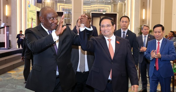 Tổng thống Nam Phi: Việt Nam là cửa ngõ vào Đông Nam Á, đạt mức tăng trưởng "đáng ngưỡng mộ"