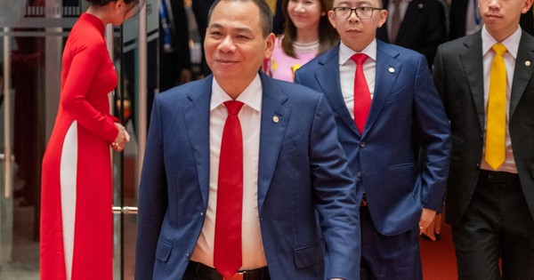 Vingroup thành lập công ty thép Vinmetal nhưng không nắm giữ toàn bộ vốn điều lệ 10 nghìn tỷ đồng, 2 đồng sáng lập nữa là 2 cái tên không xa lạ