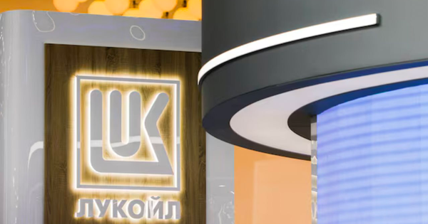 Lệnh trừng phạt đã khiến Moscow rung chuyển?: Tập đoàn năng lượng lớn nhất nhì Nga thanh lý tài sản nước ngoài ngay sau khi Mỹ, Anh 'giáng đòn'