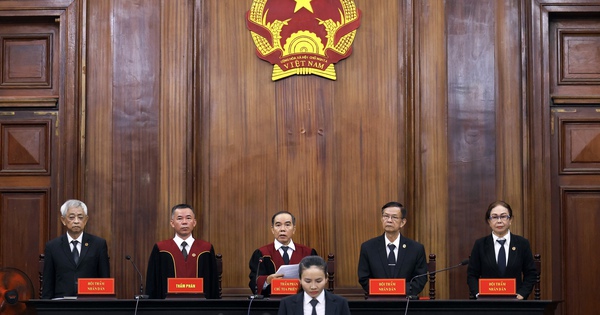 Hành trình thất thoát hơn 215 tỉ đồng ở khu đất vàng Bến Vân Đồn