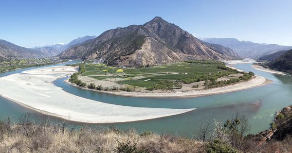 Chưa từng có: Trung Quốc xây cùng lúc 2 đập, chặn đứng sông chỉ trong chưa đầy 30 giờ, siêu dự án mới dự kiến mang về gần 170 triệu USD