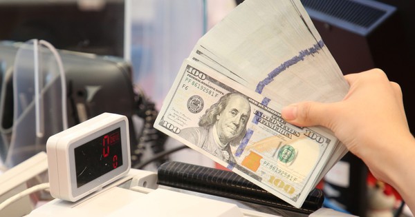 Ngân hàng Nhà nước mạnh tay với tình trạng mua, bán USD trái phép