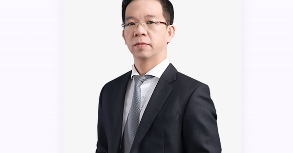 Tổng Giám đốc một công ty chứng khoán bất ngờ xin thôi việc