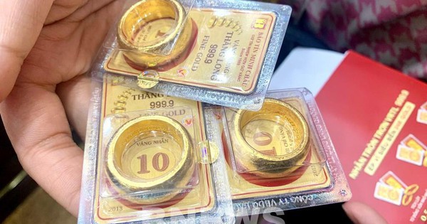 Giá vàng ngày 31/10: Đồng loạt giảm