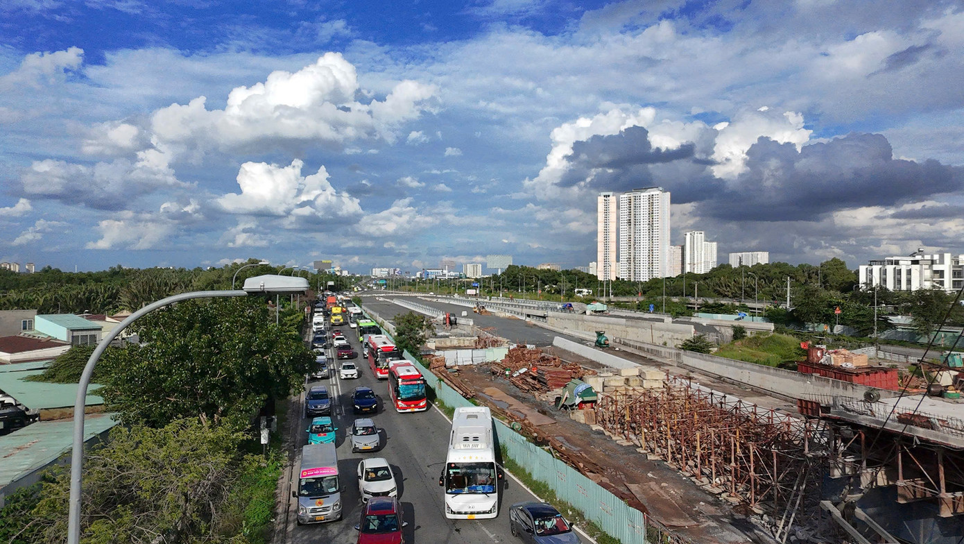 Chạy đua giải ngân, TPHCM 'thúc' tiến độ các dự án trọng điểm - Ảnh 1